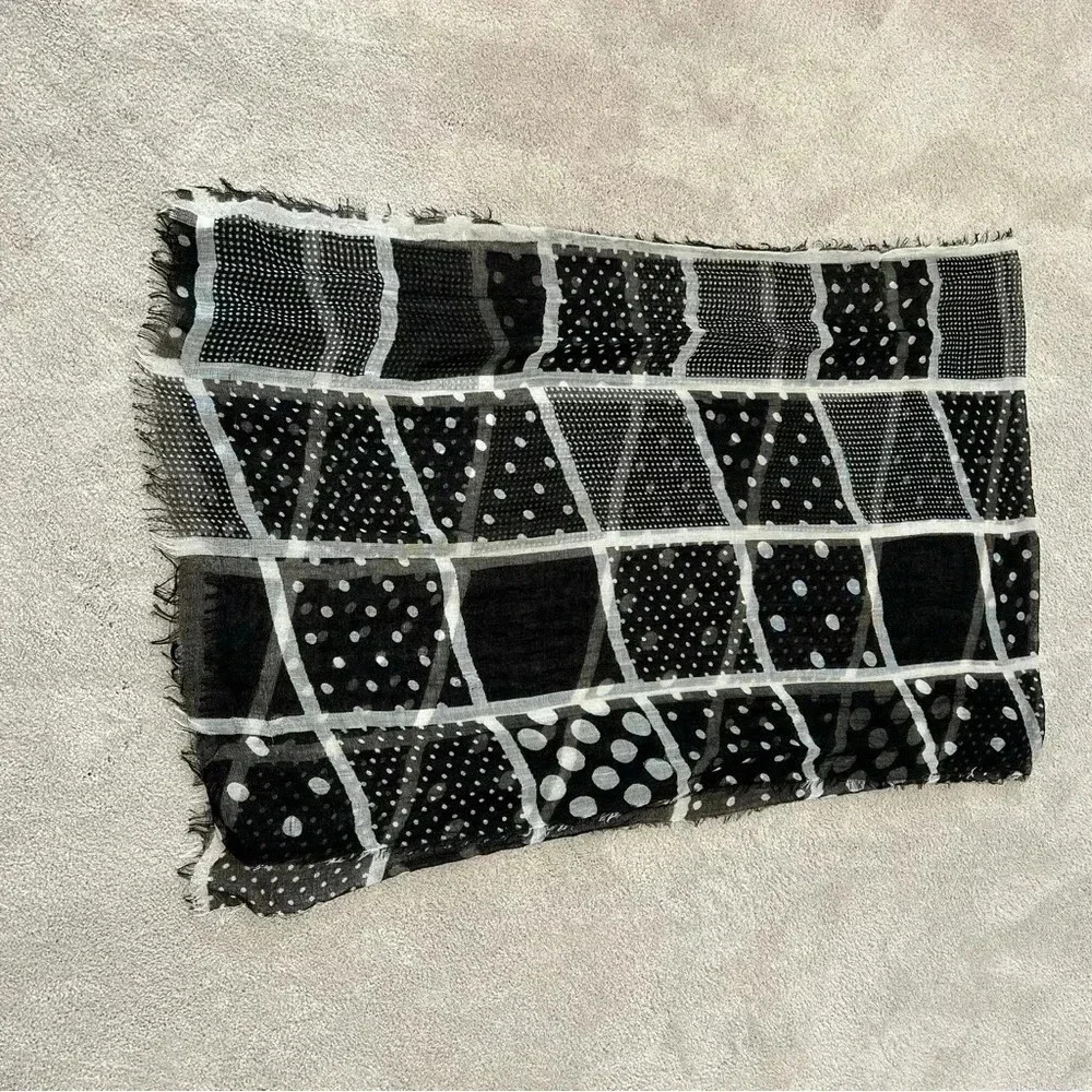 Collection Eighteen Scarf Bundle Black White Red Fringe Wrap Raw Edge Geometric - Picture 7 of 10